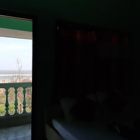 Goroomgo Tapati Villa Puri Exterior foto